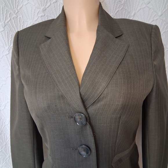 Evan Picone Sophisticated Women's Brown Suit Jacket blazer - Picture 9 of 16